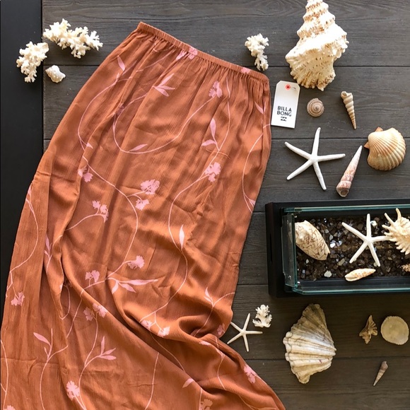 🌴🌼BILLABONG- LOVE TRIP BEACH SKIRT🌼🌴 - Picture 2 of 11